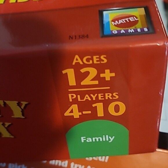 Mattel's Apple to Apple Party Box Game  cards family red games fun laughter - Picture 11 of 14